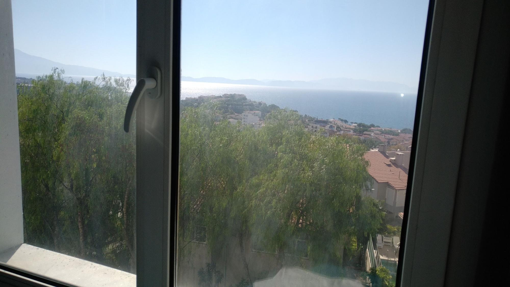 Baris Suite Hotel Kusadası Kültér fotó